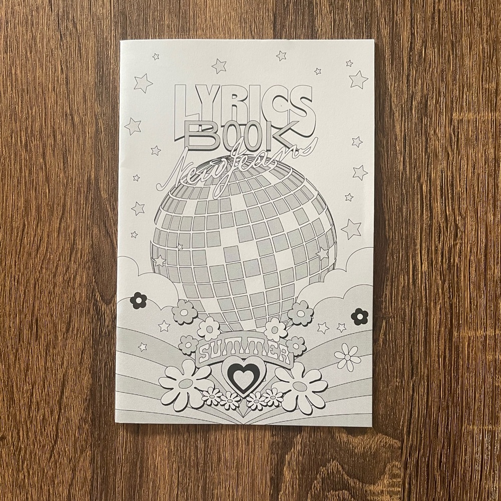 NewJeans Official Lyric Book K-Pop Summer Edition